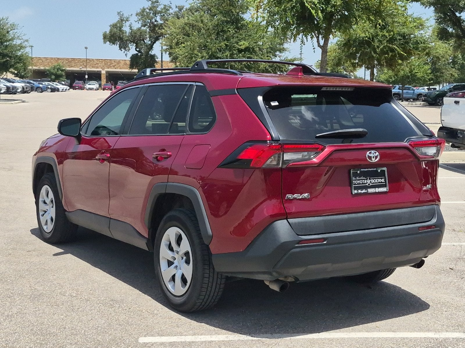 2020 Toyota RAV4 LE