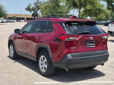 2020 Toyota RAV4 LE