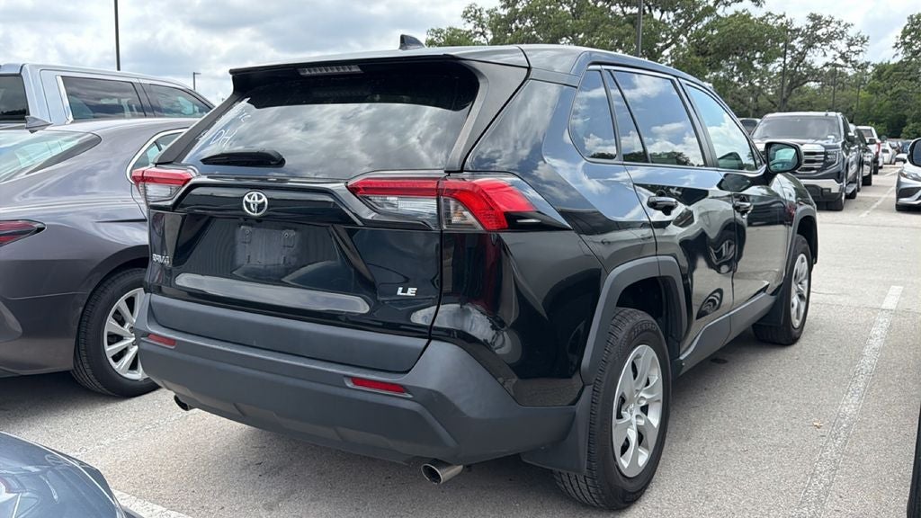 2023 Toyota RAV4 LE