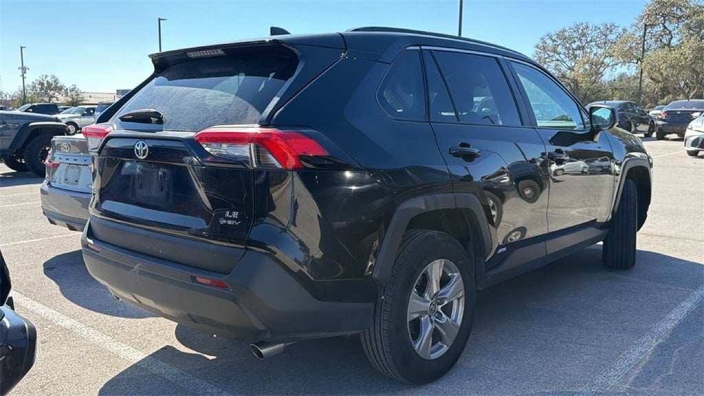 2025 Toyota RAV4 Hybrid LE