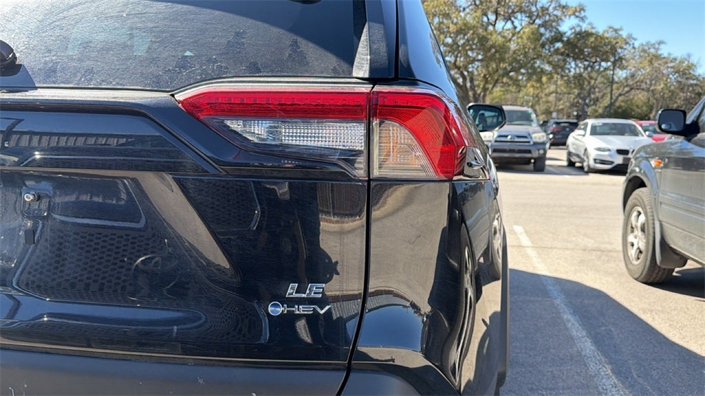 2025 Toyota RAV4 Hybrid LE
