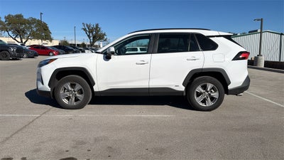 2025 Toyota RAV4 Hybrid XLE