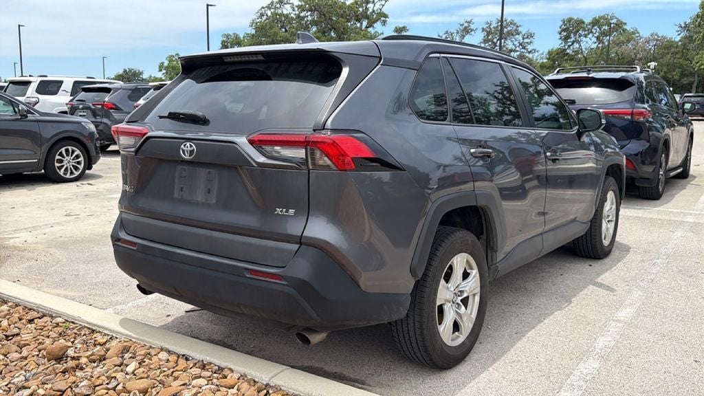 2020 Toyota RAV4 XLE