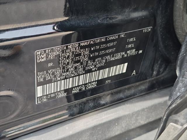 2025 Toyota RAV4 XLE