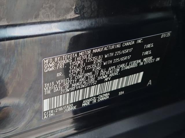 2025 Toyota RAV4 XLE