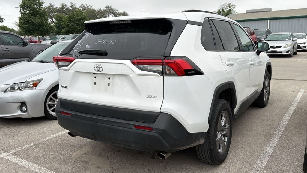 2024 Toyota RAV4 XLE