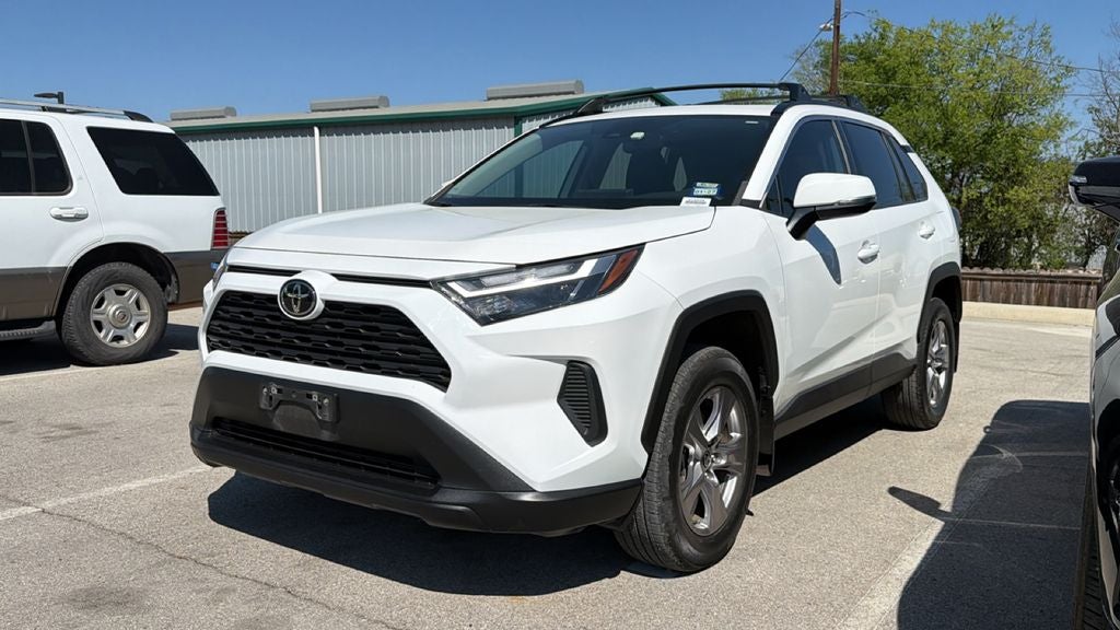 2023 Toyota RAV4 XLE