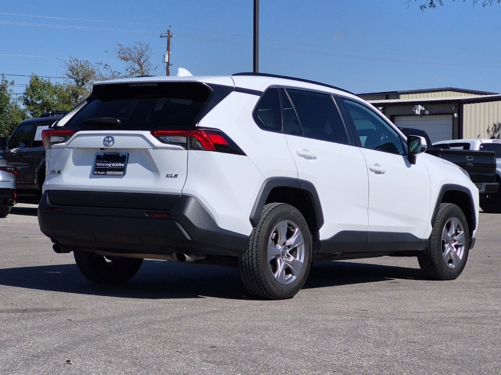 2022 Toyota RAV4 XLE