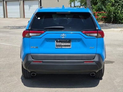 2021 Toyota RAV4 XLE