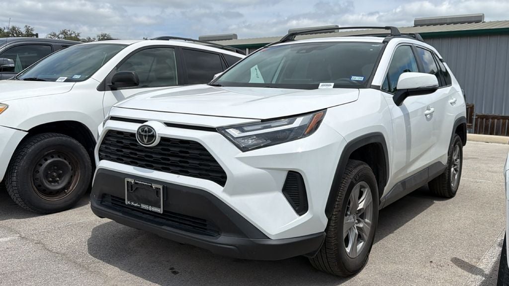 2024 Toyota RAV4 XLE