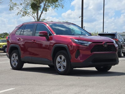 2025 Toyota RAV4 XLE