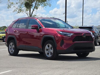 2025 Toyota RAV4 XLE