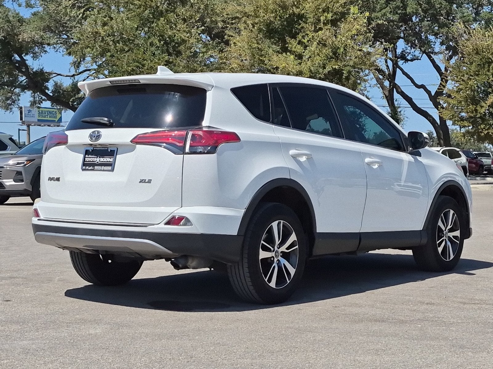 2018 Toyota RAV4 XLE