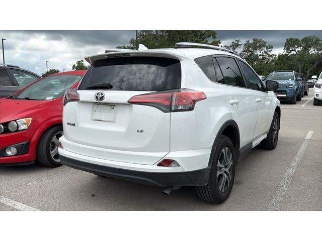 2016 Toyota RAV4 LE