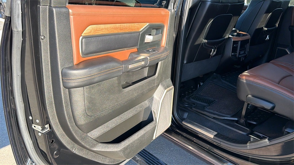 2020 RAM 2500 Laramie Longhorn