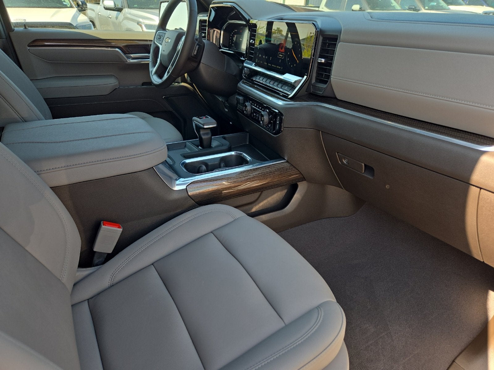 2026 Chevrolet Silverado LT