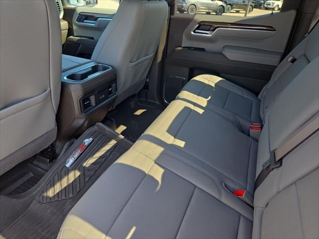 2026 Chevrolet Silverado LT