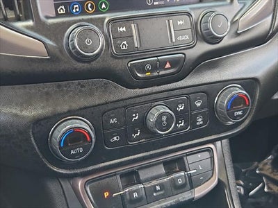 2022 GMC Terrain AT4
