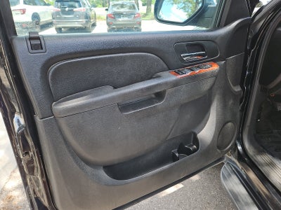 2013 Chevrolet Avalanche LS