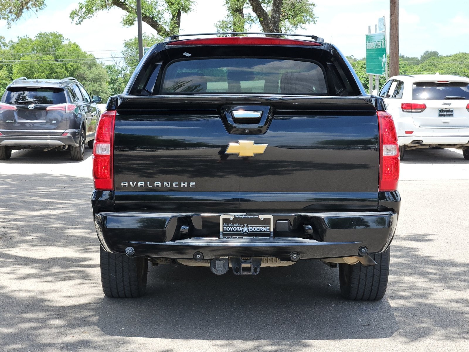 2013 Chevrolet Avalanche LS
