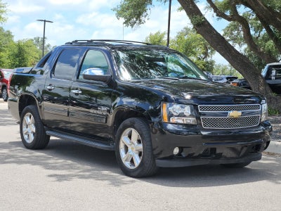 2013 Chevrolet Avalanche LS