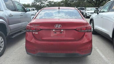 2020 Hyundai Accent SE