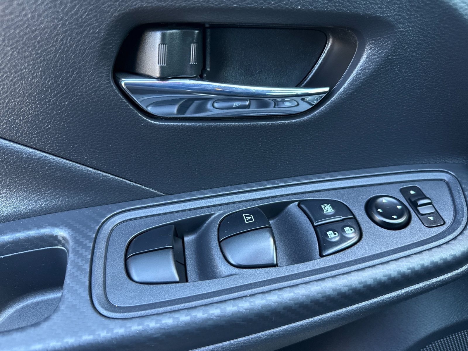 2024 Nissan Versa 1.6 SV