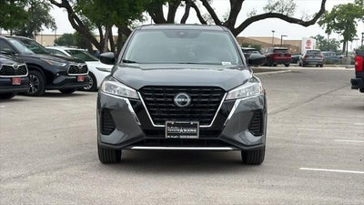 2025 Nissan Kicks Play S