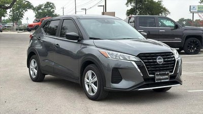 2025 Nissan Kicks Play S