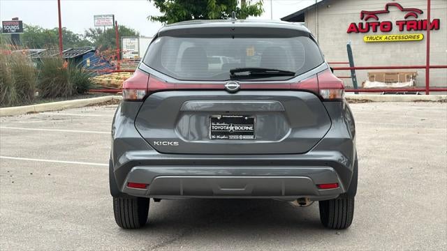 2025 Nissan Kicks Play S