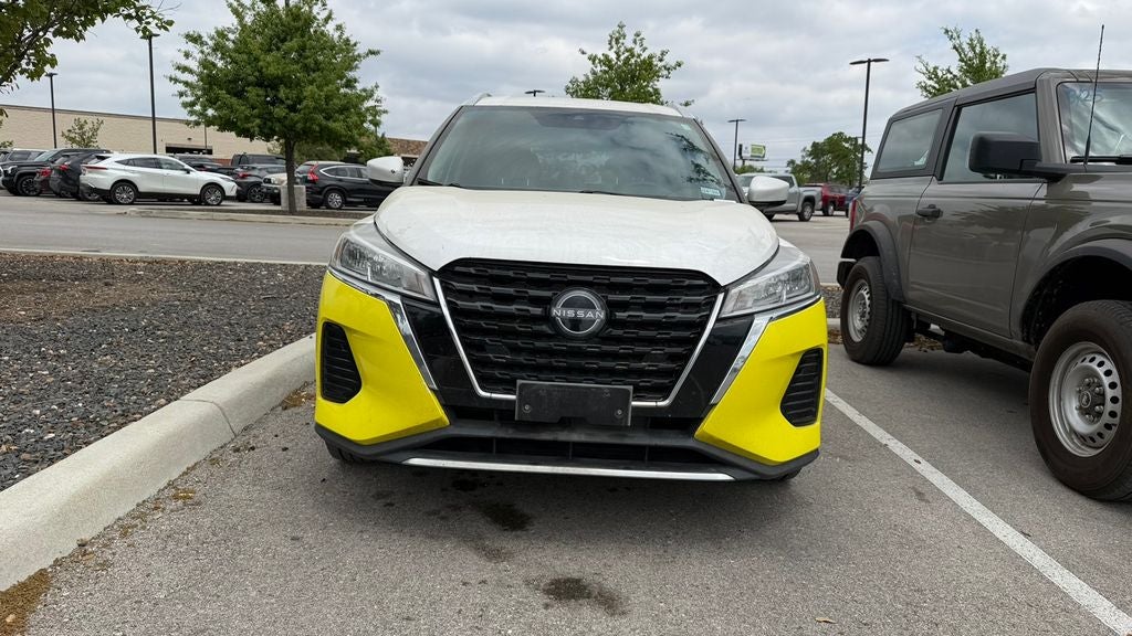 2022 Nissan Kicks SV