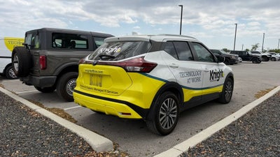 2022 Nissan Kicks SV