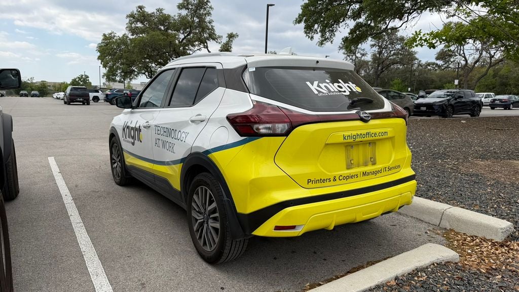 2022 Nissan Kicks SV