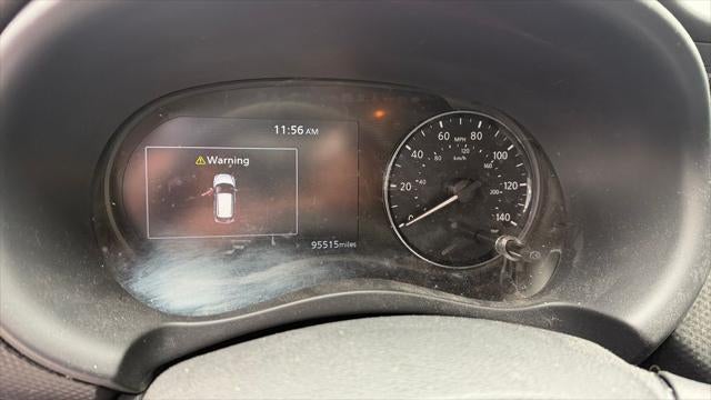 2022 Nissan Kicks SV