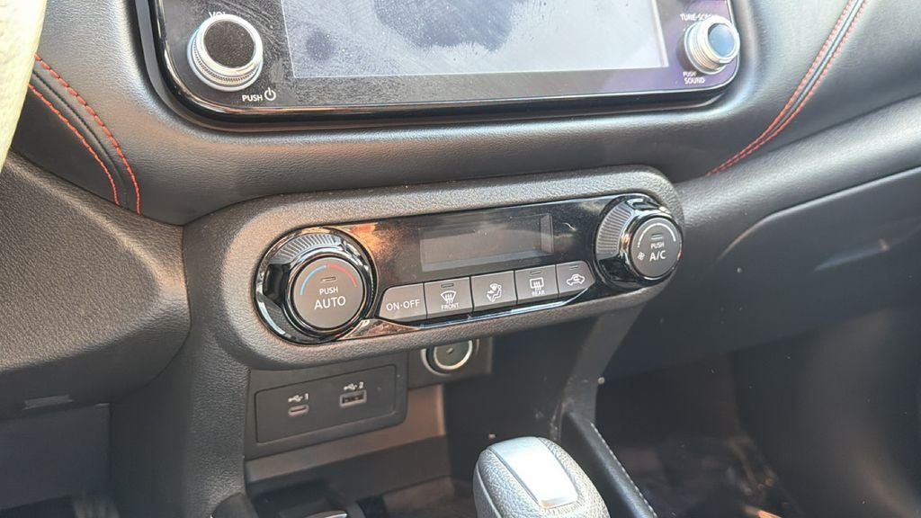 2021 Nissan Kicks SR