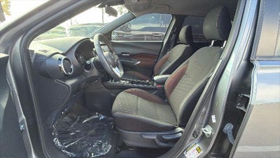 2021 Nissan Kicks SR