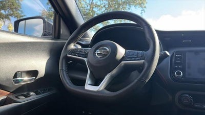2021 Nissan Kicks SR