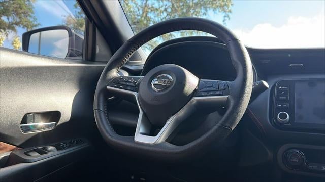 2021 Nissan Kicks SR