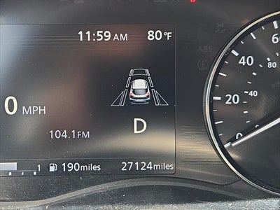 2023 Nissan Kicks SR