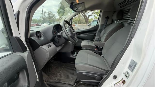 2017 Nissan NV200 SV