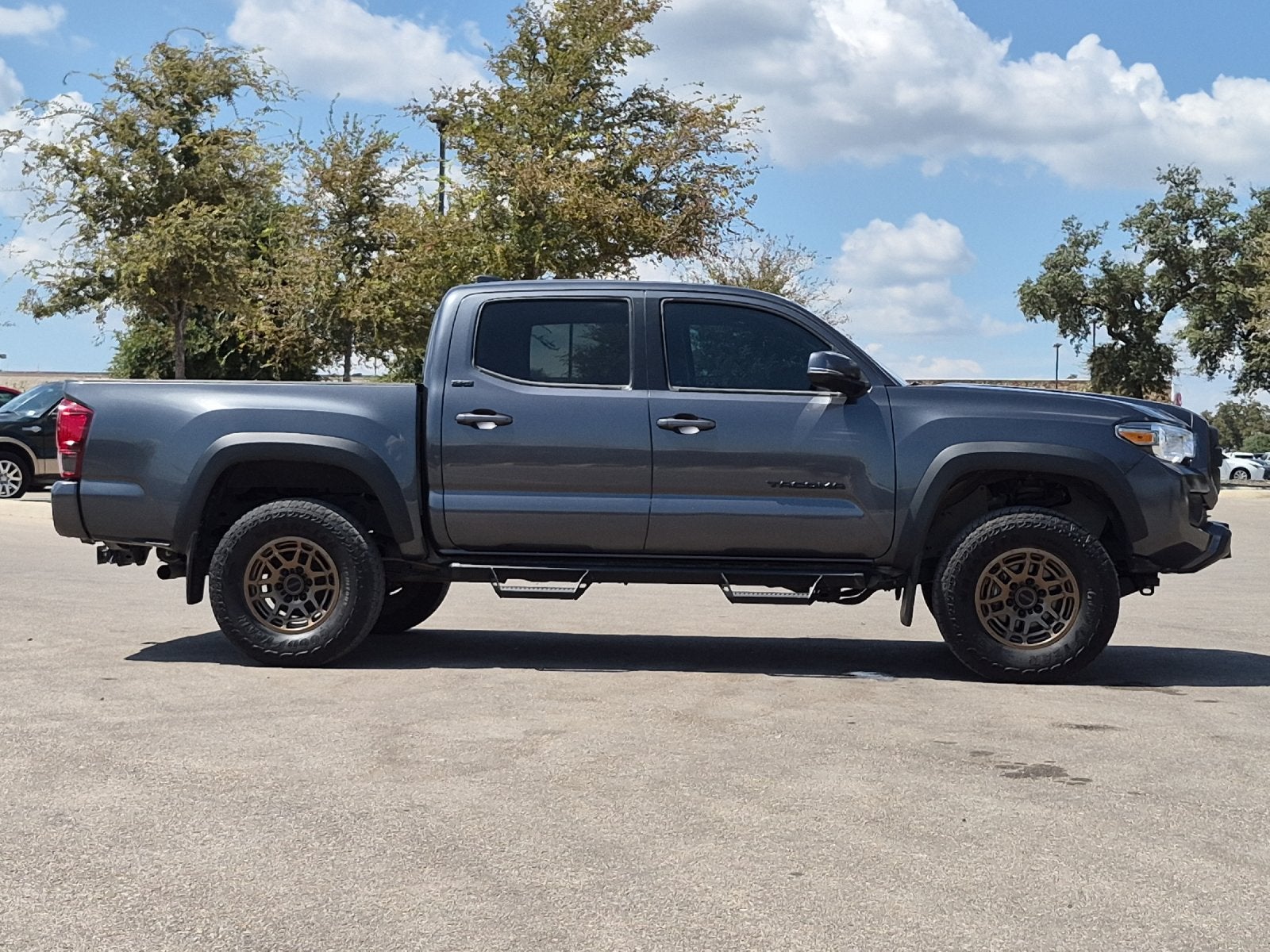 2023 Toyota Tacoma Trail Edition V6