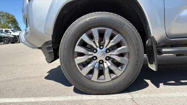 2022 Toyota Tacoma Limited V6