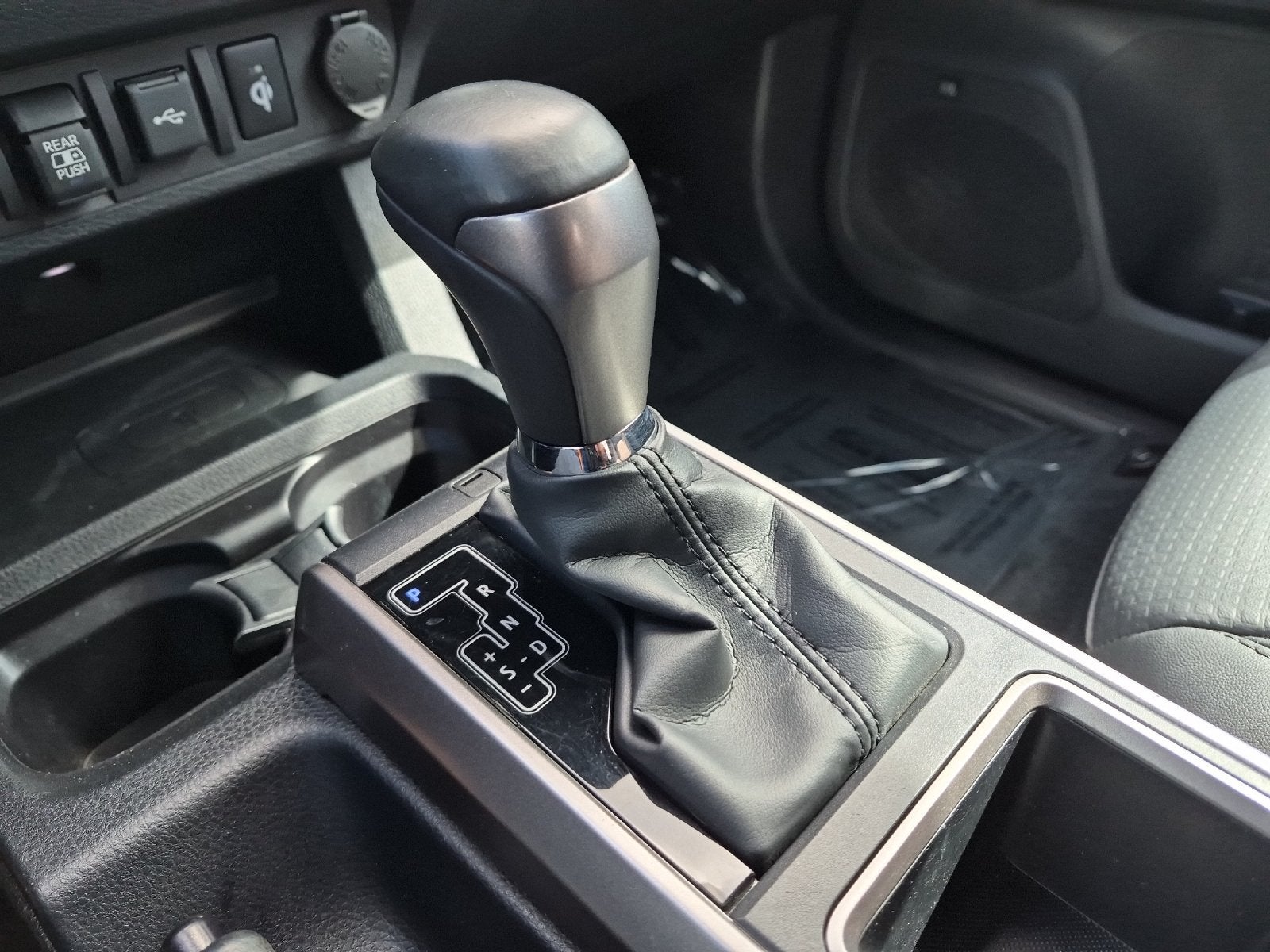 2023 Toyota Tacoma Limited V6
