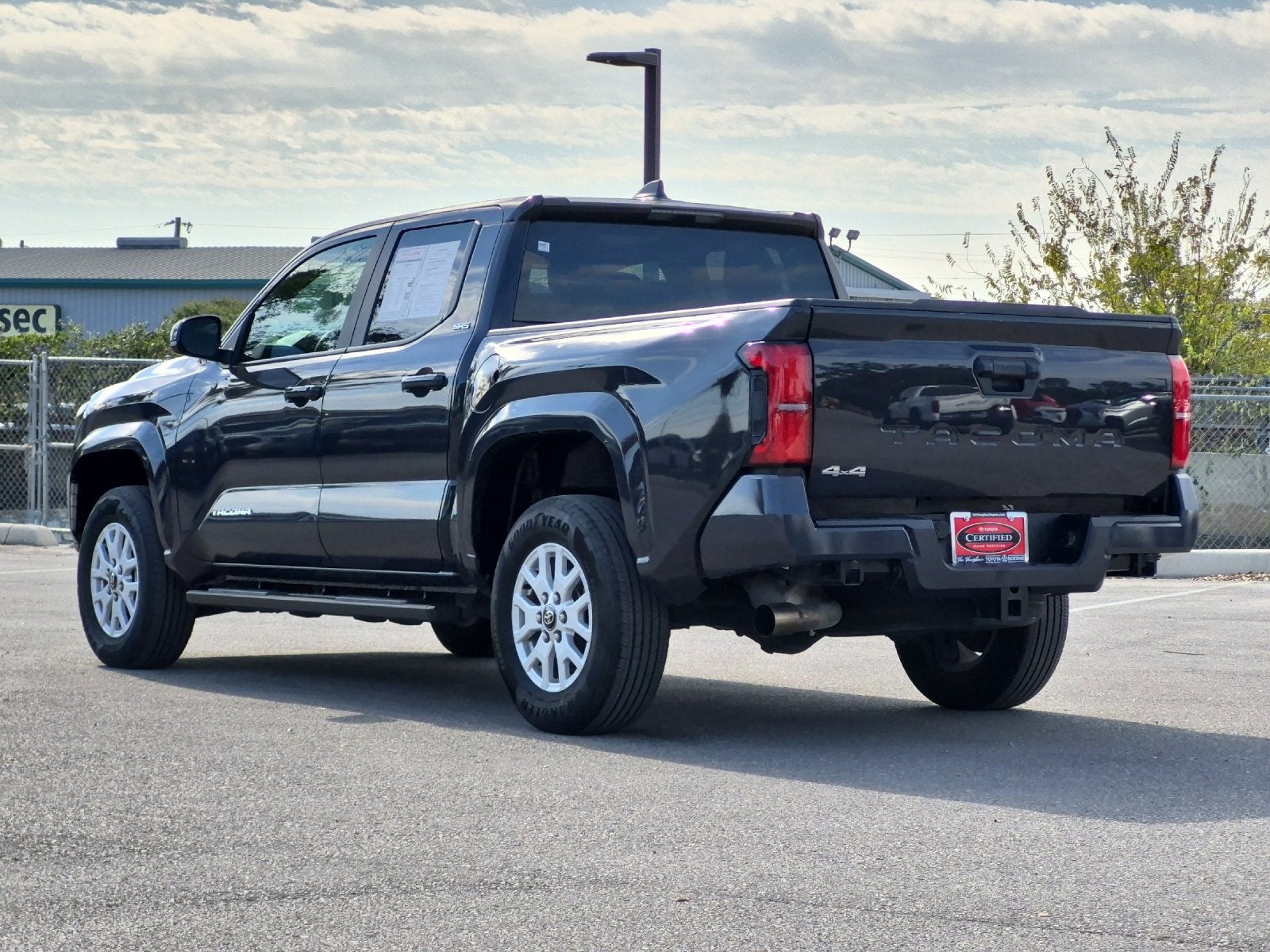 2025 Toyota Tacoma SR5