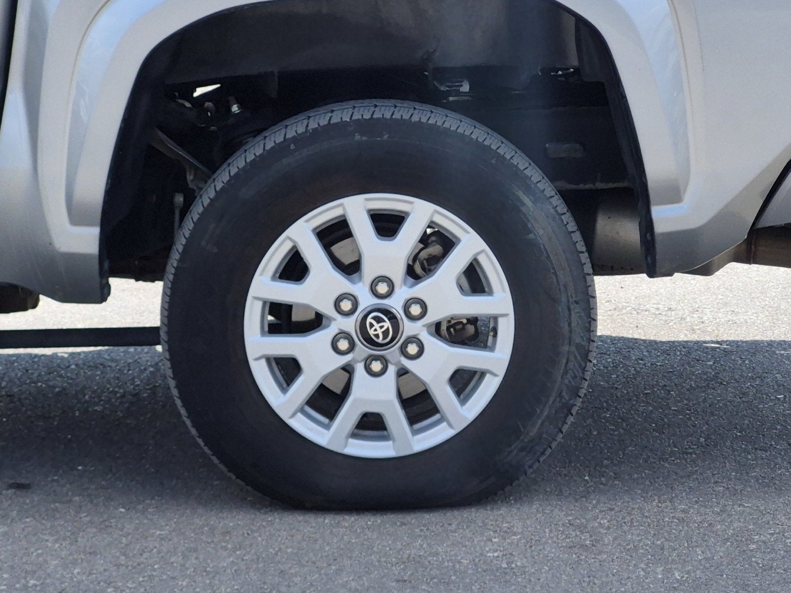 2025 Toyota Tacoma SR5