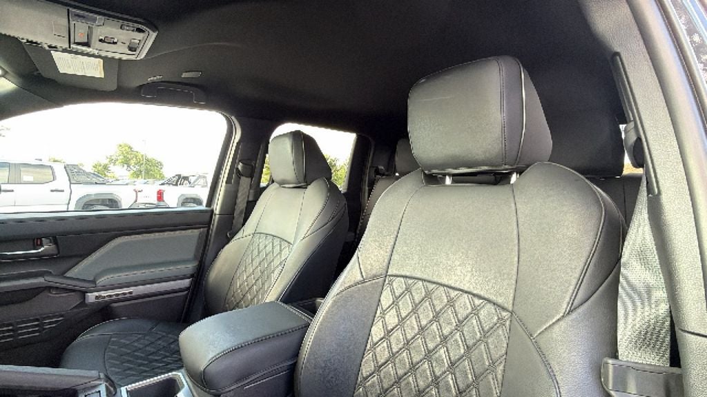 2025 Toyota Tacoma Hybrid Trailhunter