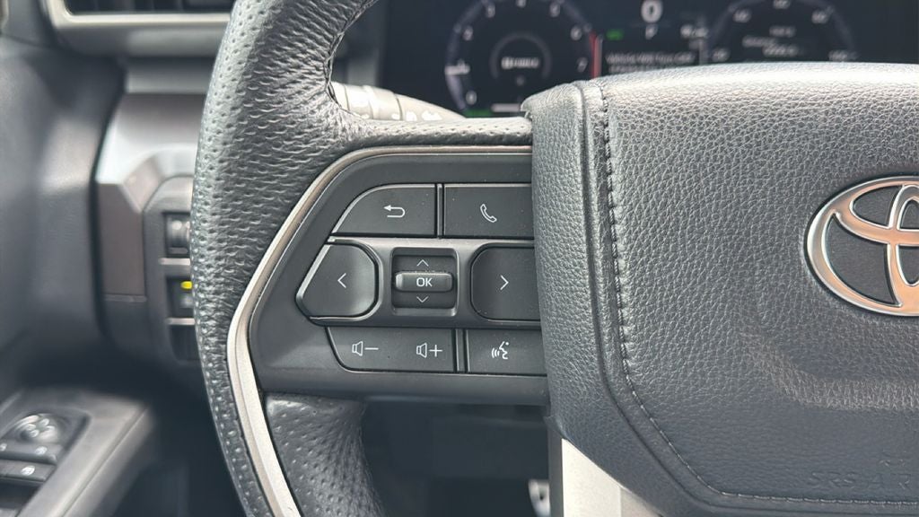 2025 Toyota Tacoma Hybrid TRD Sport