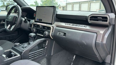 2025 Toyota Tacoma Hybrid TRD Sport