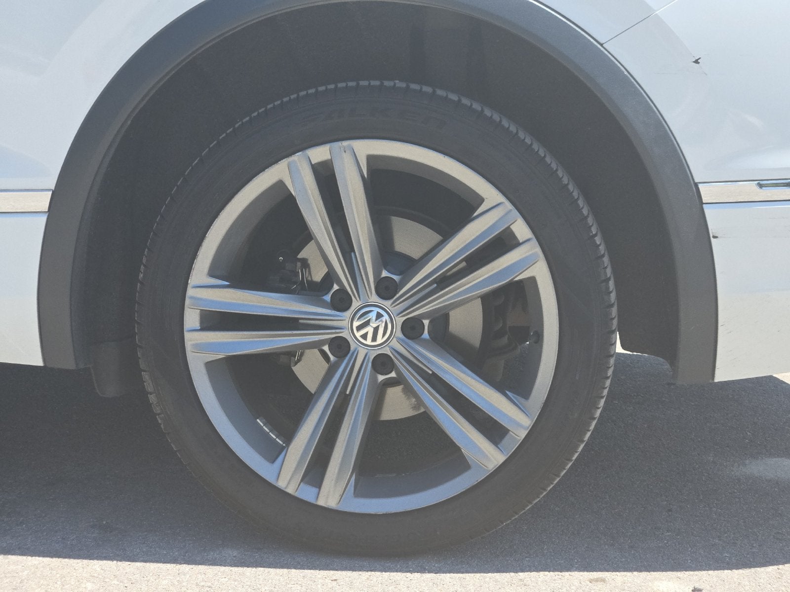 2019 Volkswagen Tiguan 2.0T SEL