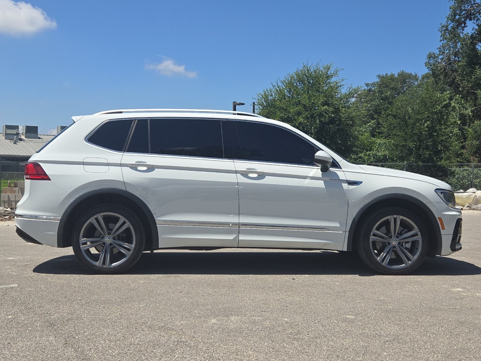 2019 Volkswagen Tiguan 2.0T SEL